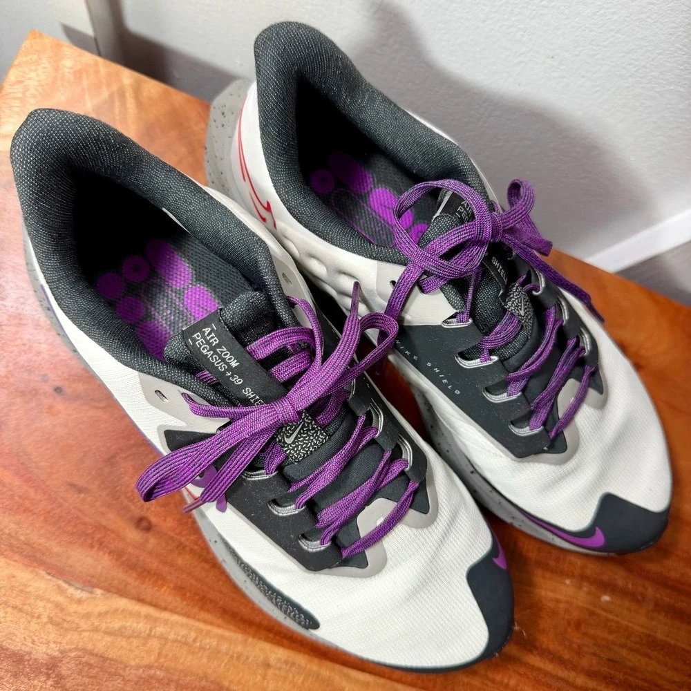 Nike Air Zoom Pegasus 39 Shield Womens Running Shoes White Purple DO7626 003 Sz9